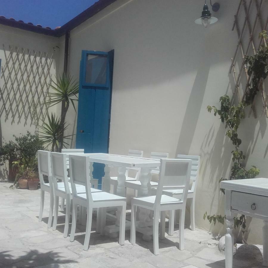 Il Cortile Della Monaca Bed & Breakfast Brindisi Ngoại thất bức ảnh